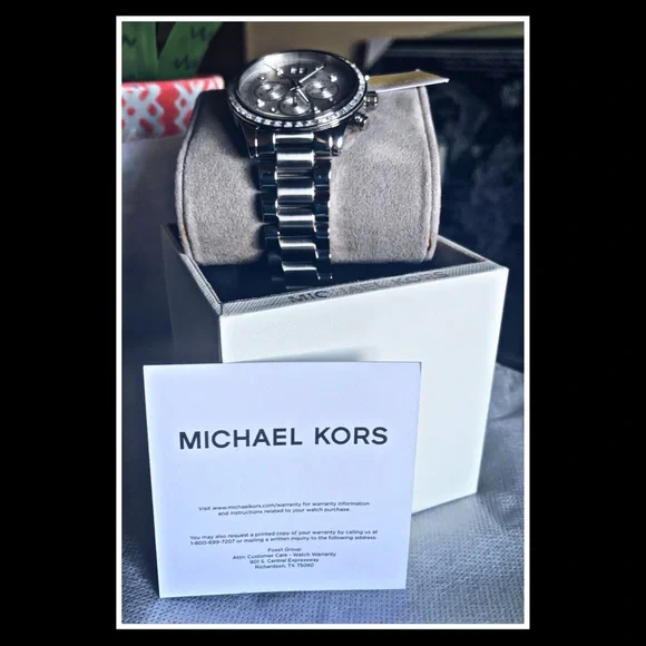 NWT Lux MK Chronograph Watch - Picture 8 of 9